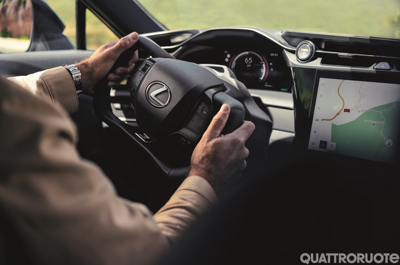 Il pacchetto One Motion Grip sbarca in Italia con lo steer-by-wire e il volante-cloche