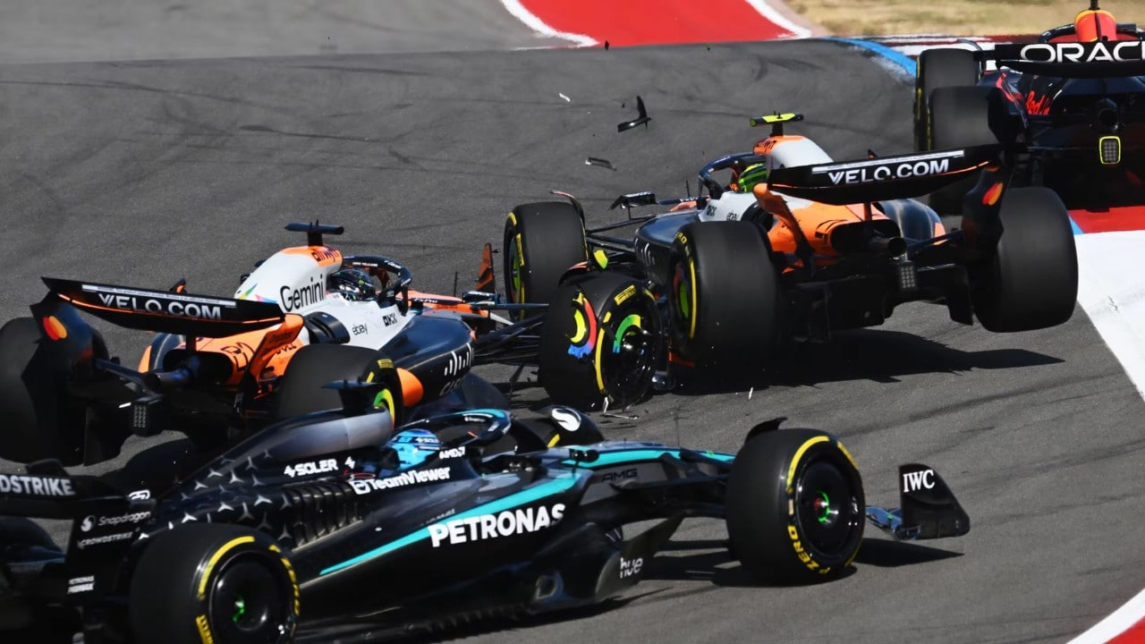 Vince Verstappen, botto tra le McLaren