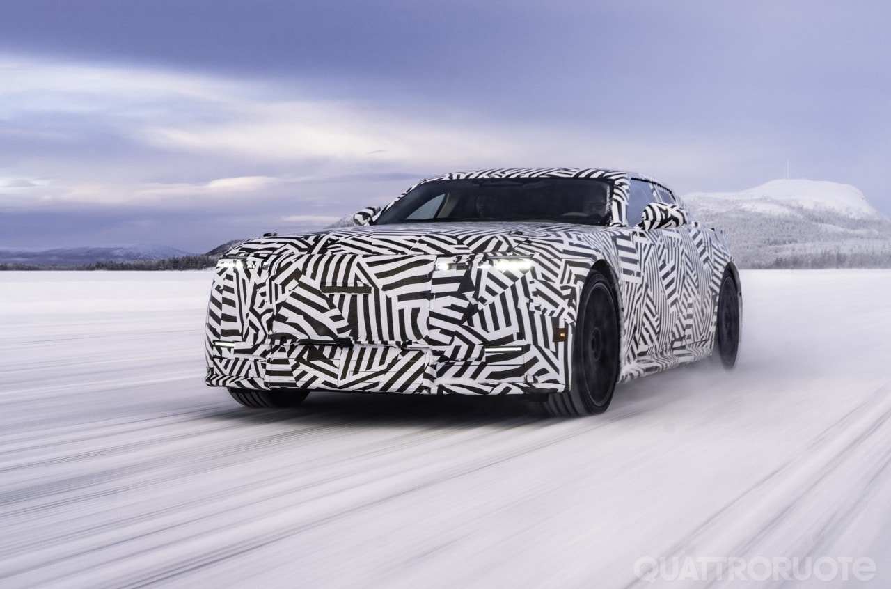 Jaguar Type 00: la super GT da 1.000 CV messa alla prova nei ghiacci