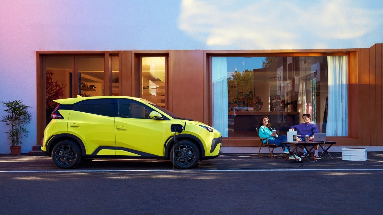 BYD, crollano utile e ricavi: il segnale dalla Cina che ora riguarda l’Europa