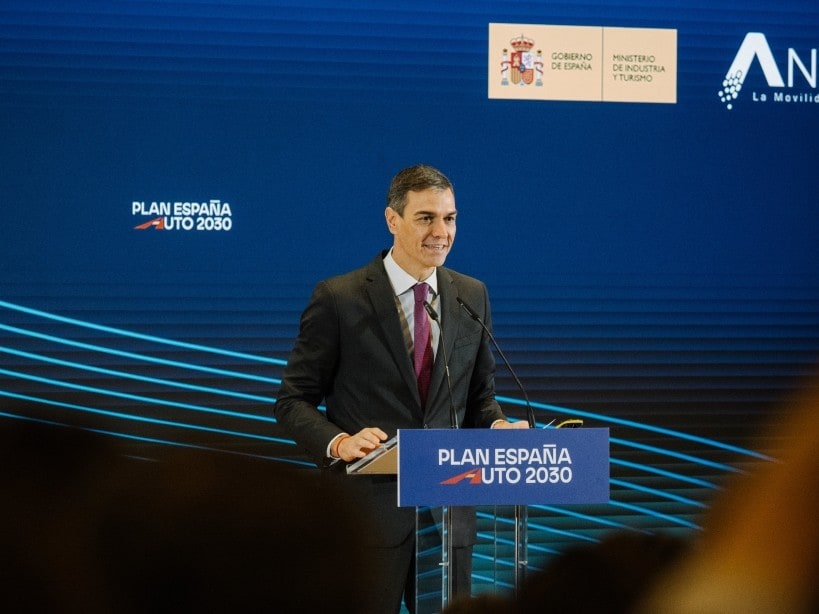 Il piano Auto 2030 punta su elettriche, plug-in e incentivi