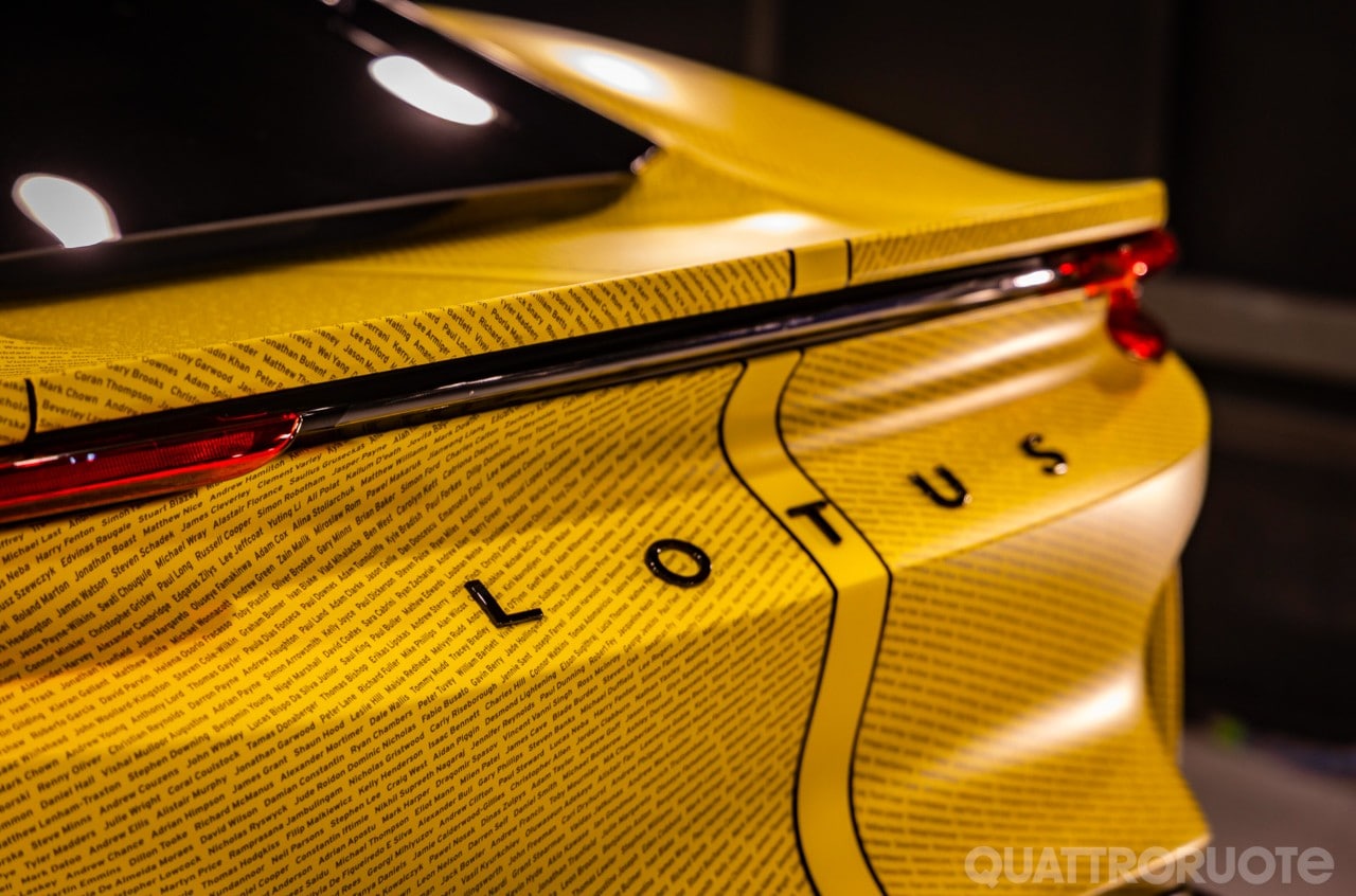 La Lotus taglia 550 posti a Hethel 