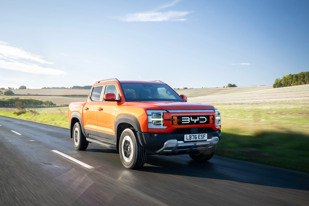 BYD Shark arriva in Italia: 436 CV a circa 46 mila euro. Come va il nuovo pick-up ibrido