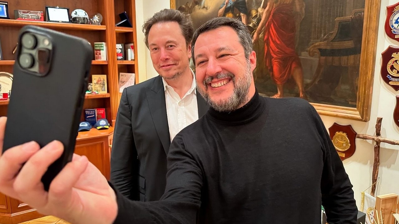 Tesla FSD, Salvini chiama Musk e chiede un rapido via libera dell’UE