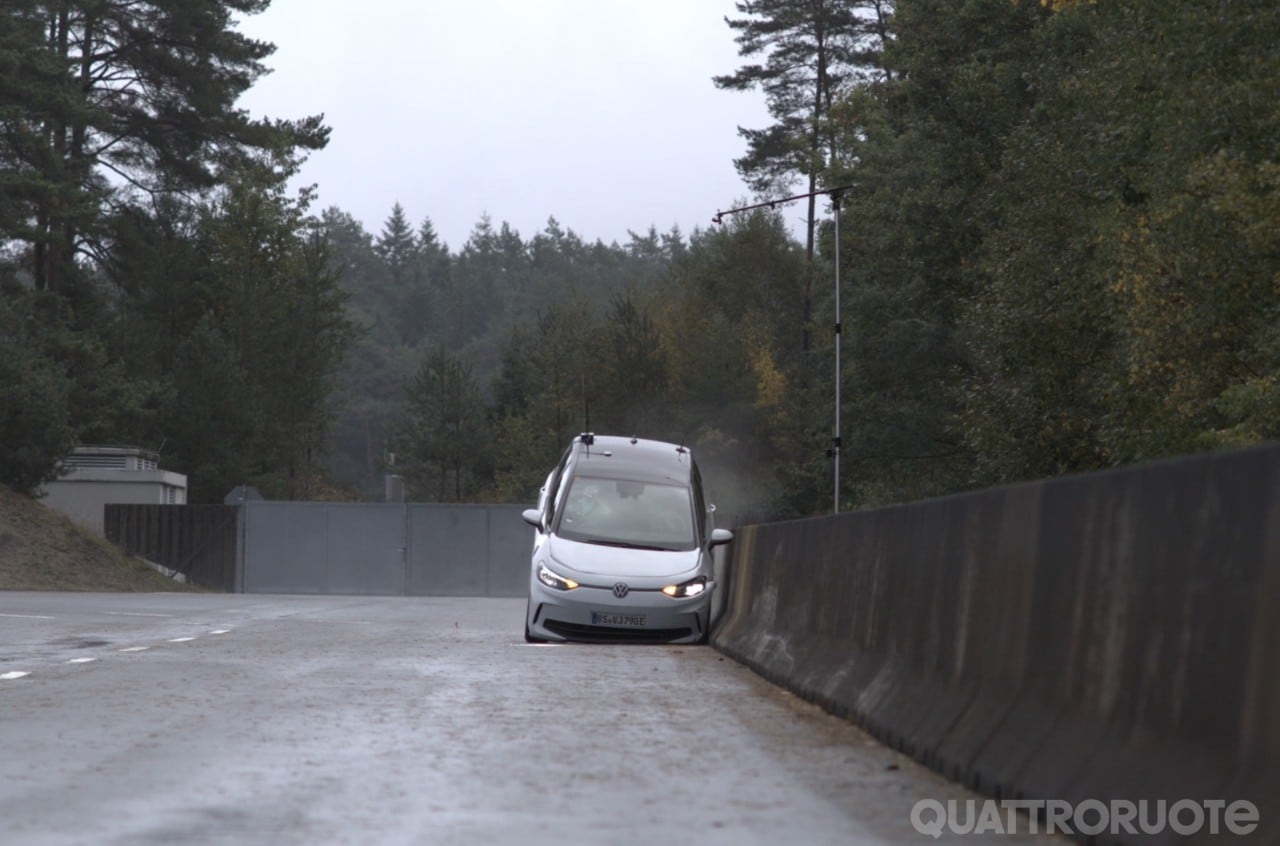 Come ti protegge un'auto in un incidente?