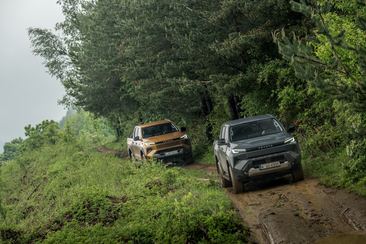 Toyota Hilux: diesel o elettrico, il pick-up si affina su strada e in off-road