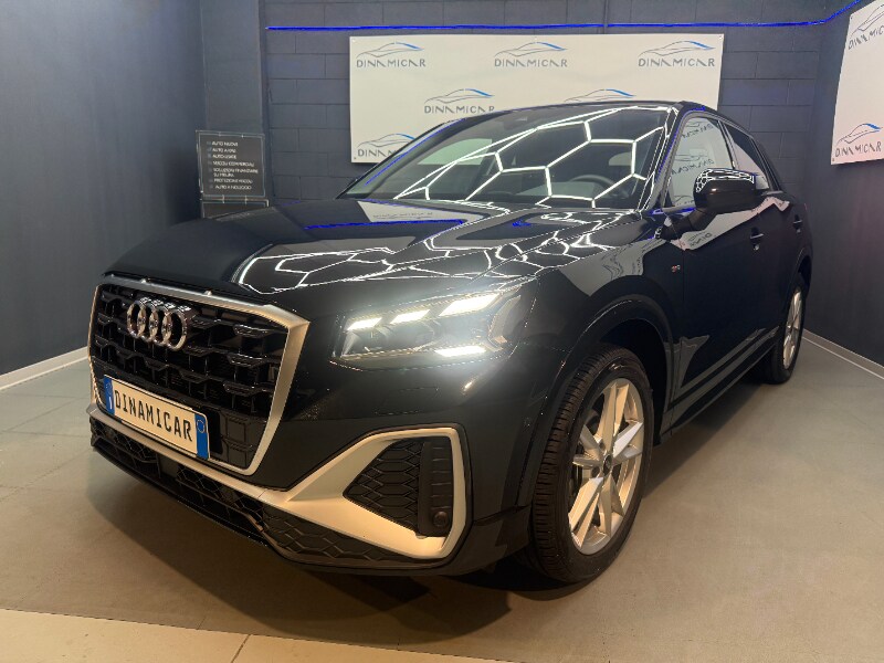 AUDI Q2